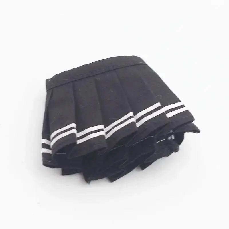 Labubu Uniform Outfit 15–17cm – Skirt, Sweater & Sunglasses